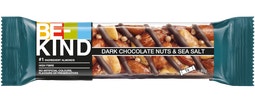 noix & sel de mer avec du chocolat noir image